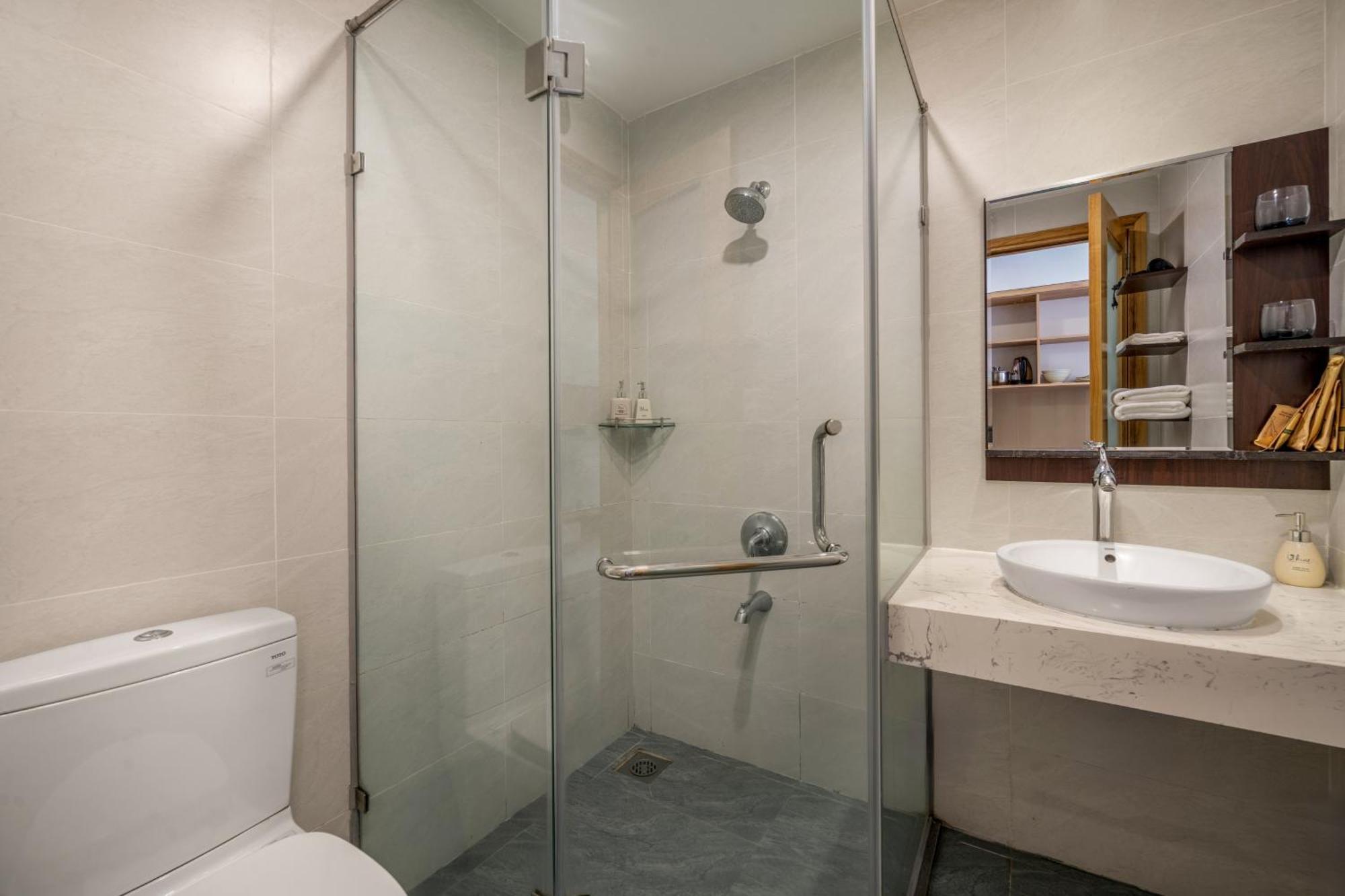 Lahome Boutique Villa And Apartment Дананг Экстерьер фото